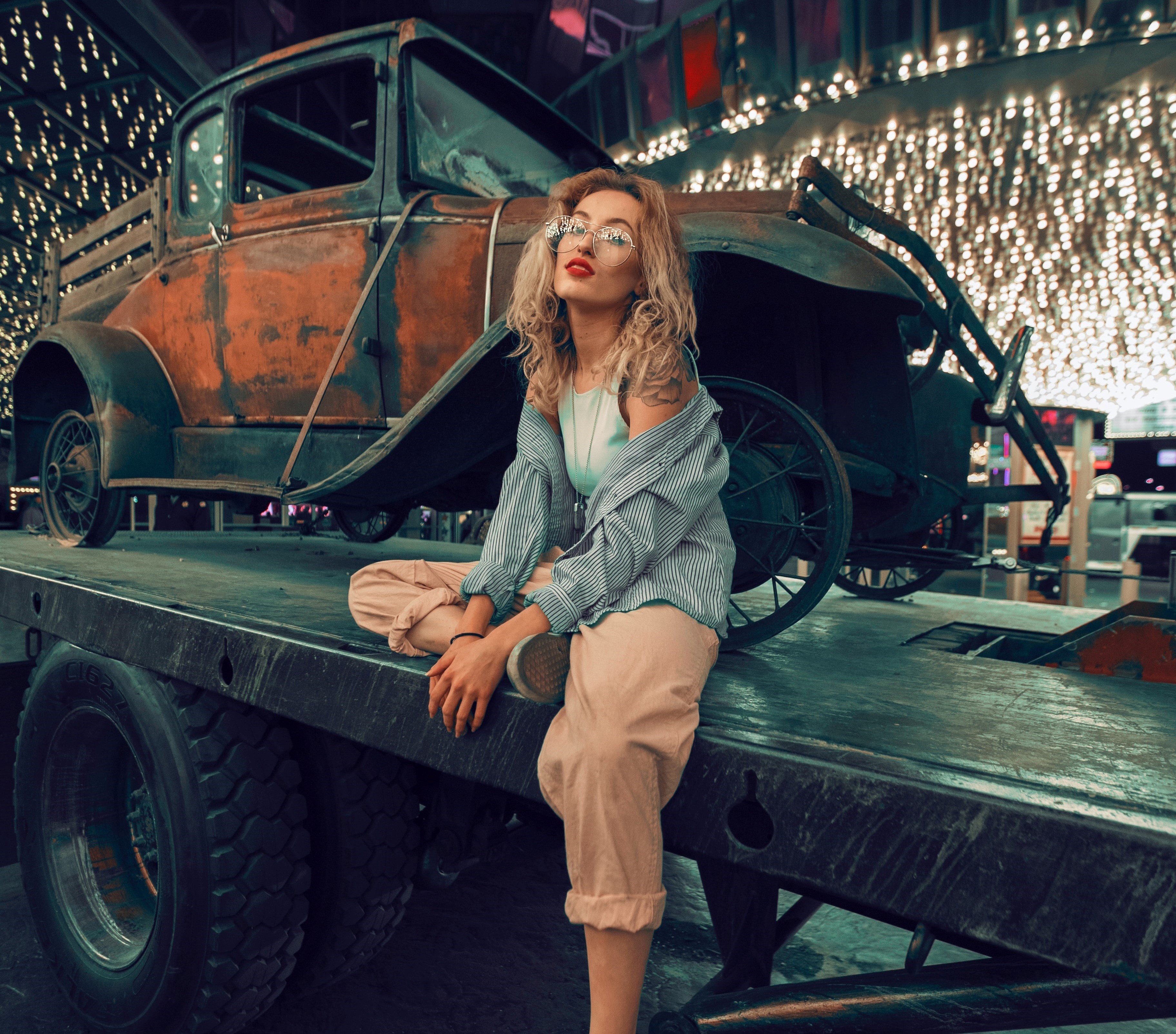 modelo en el descuento